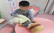 课程故事：老师，我会穿裤子啦！